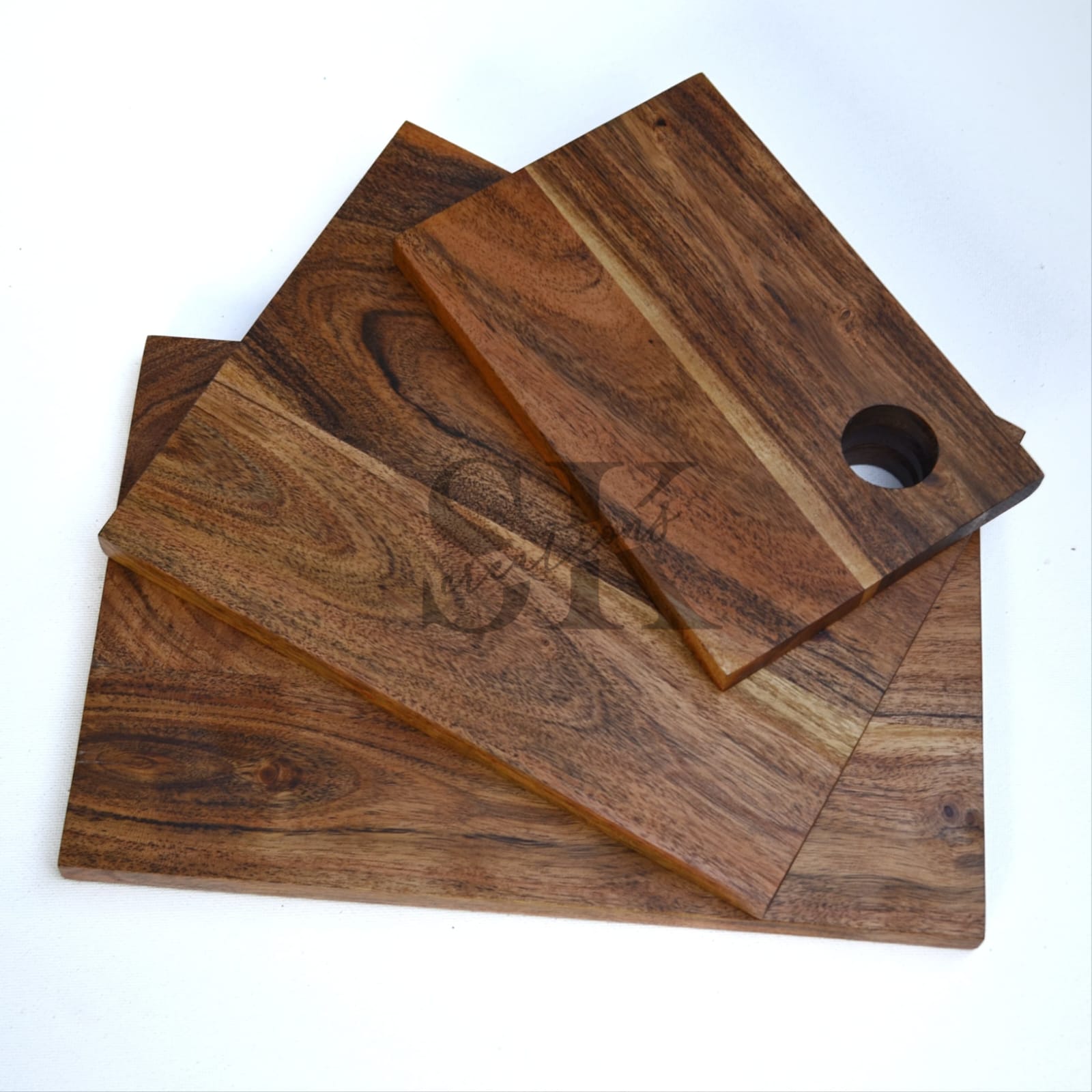Acacia Wooden Chopping Board with Hanging Hole – Set of 3