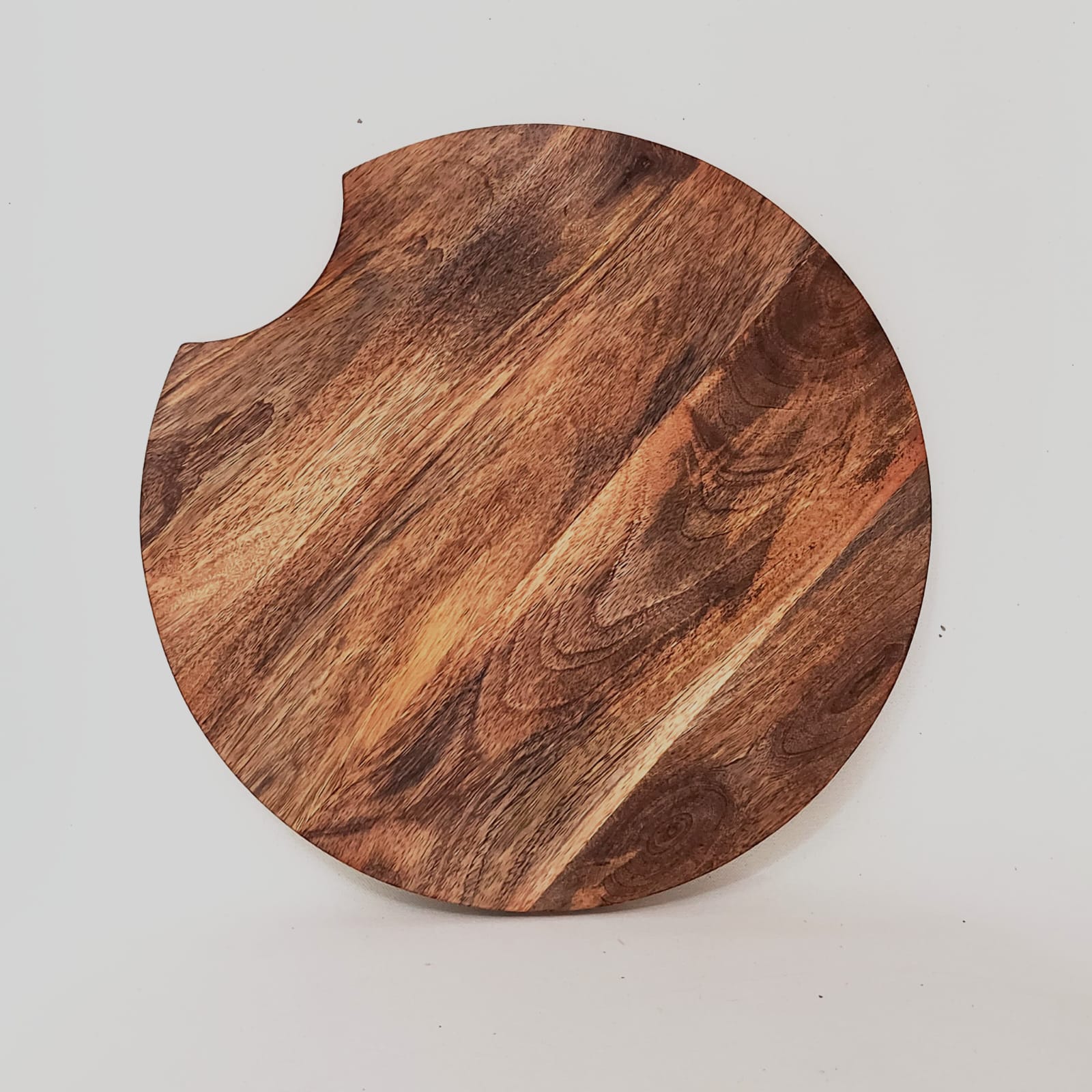 Round Mango Wooden Chopping Board with Cutout view 2